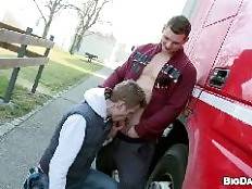 outinpublic - Two Hot Guys That Love To Fuck In Public